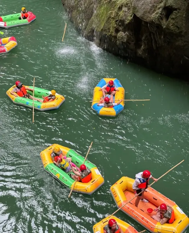 Cool Summer Destinations Around Guiyang! Nanjiang Grand Canyon Rafting Guide Revealed