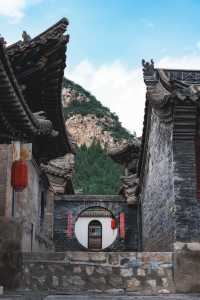 出差途中特意繞路去了山西，看看《齊天大聖孫悟空》中的其中一個取景地——覺山寺。