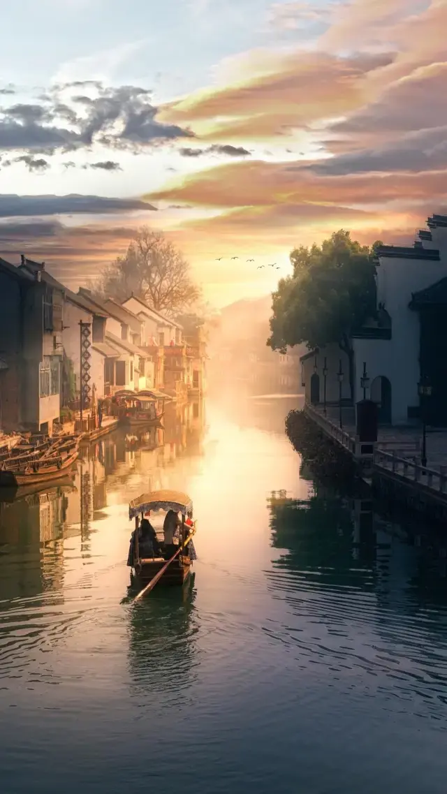 I prefer this ancient town to Wuzhen, and it's free to visit.