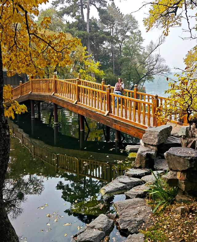 中國最大的古典皇家園林—承德避暑山莊。