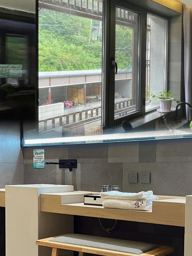 本溪！綠石谷！溫泉私湯民宿太好住了。