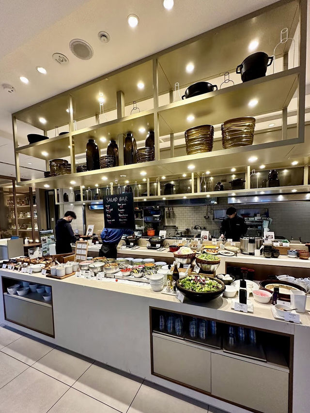 俯視城市秩序的靜謐基地：大阪本町萬怡酒店