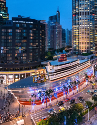 Global Exclusive! The Louis Vuitton (LV) "Giant Ship" Unveiled in Full Glory on Nanjing West Road