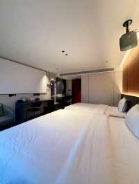 OMG Sisters! Struck Gold with this Hotel in Chongqing!