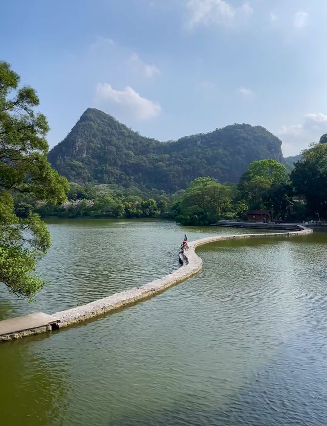 柳州2日1夜清新漫遊|打卡ins風貨櫃屋+山水古橋,住蔓酒店品居公寓太治癒
柳州的清新感,藏在i 柳州2日1夜清新漫遊|打卡ins風貨櫃屋+山水古橋,住蔓酒店品居公寓太治癒
柳州的清新感,藏在i