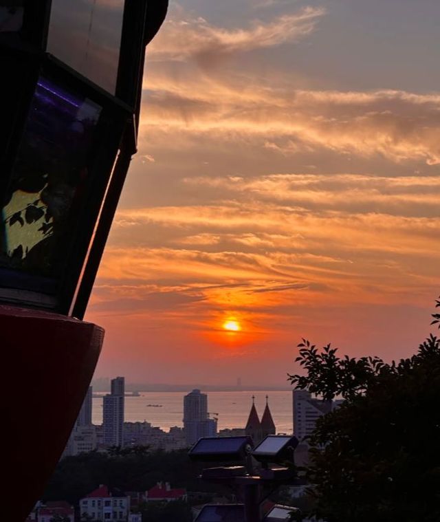 青島老城日落，信號山觀景最佳視角