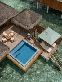 老牌奢華蜜月島，馬爾代夫芙花芬氛圍感拉滿