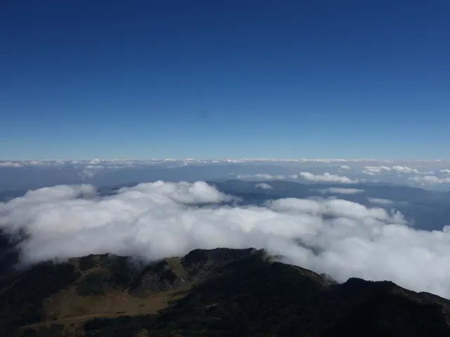 不下雪的轎子雪山 不下雪的轎子雪山