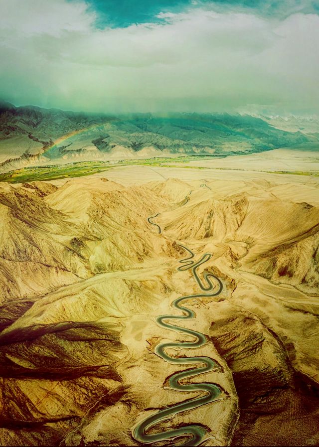 溫暖又絕望的路牌