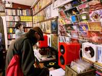 一間裝潢有靈魂的咖啡廳,在華僑城