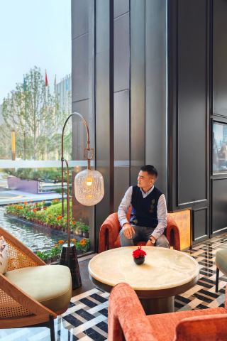 โรงแรมดับเบิลทรี บาย ฮิลตัน ซิกง ฮวาชาง: ช่วงเวลาอบอุ่นและสบาย ๆ ท่ามกลางอาหารรสเลิศภายใต้โคมไฟมังกรเกลือ