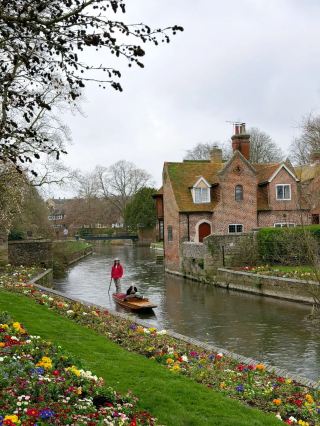 ค่ายนานาชาติโรงเรียนคิงเอ็ดเวิร์ด | ประสบการณ์แบบอังกฤษ 16 วัน