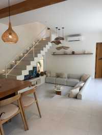Beautiful Villa with Minor Flaws in a Poor Location