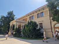 Ceausescu's House Requires Planning and Reveals Opulence
