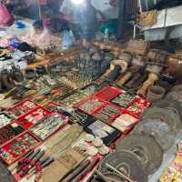 ルアンバパーンの夜の定番スポットLuang Prabang Night Market