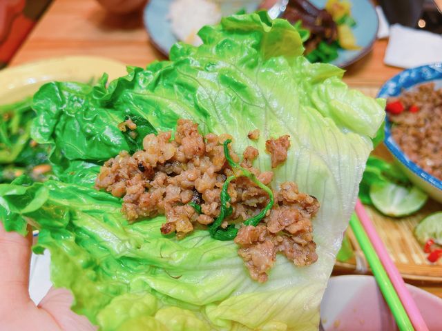 咁耐無去泰國旅行，突然好想食船麵，上網搵，好多人都推介呢間阿叔泰麵，一於放工約埋同事一齊去試吓先～