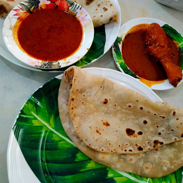 FRESHLY MADE CHAPATI FOR BREAKFAST!