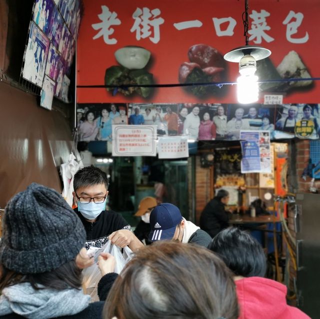 過年北埔老街走春，享受過年的氣氛