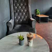Cafe hunting at mysterious Lufa Coffee
