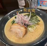 行列の店『麺創房無敵家 🍜』IN池袋駅🚉Tokyo🗼