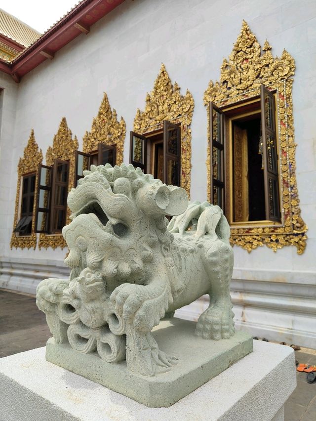 ทำบุญวัดบวรนิเวศวิหาร