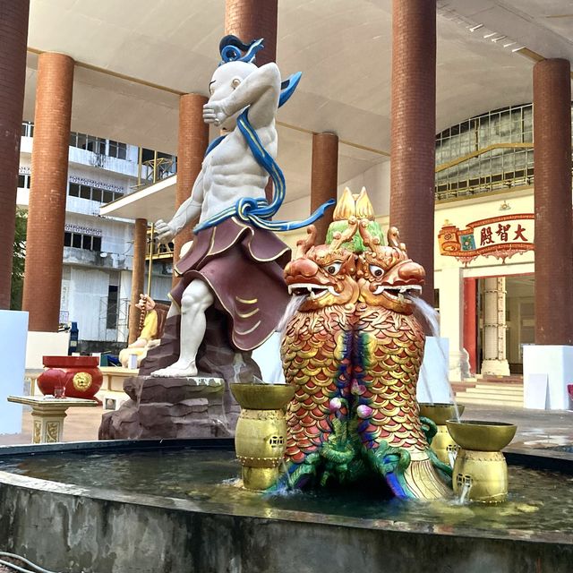 Wat Ru Si Thavorn Wararam