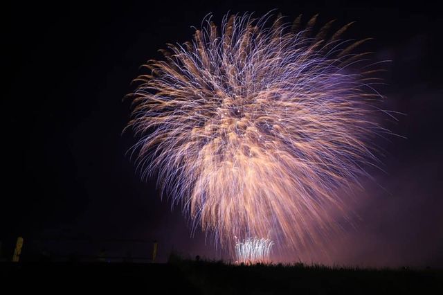 每年都超盛大的日本全國煙火競技大會「大曲煙火」