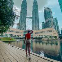 Tallest buildings - 9/10 - Petronas Towers 