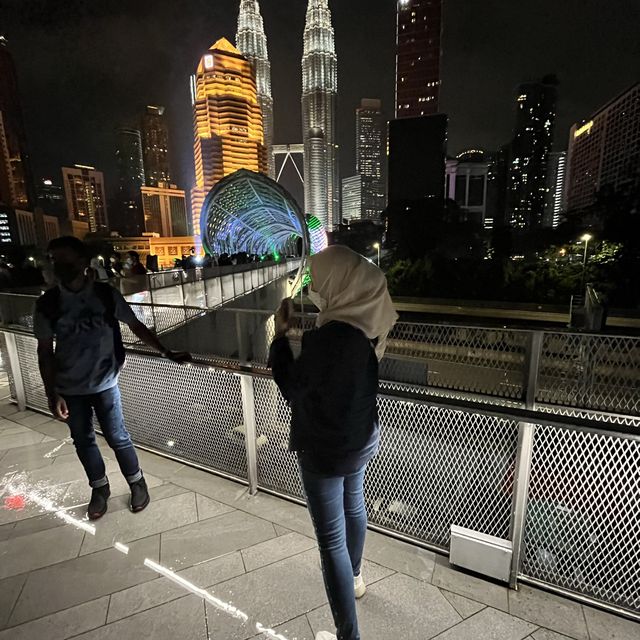 SALOMA BRIDGE KL