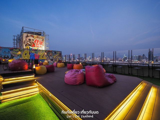 Gen Z Bar & Bistro รูฟท้อปวิวเยาวราช