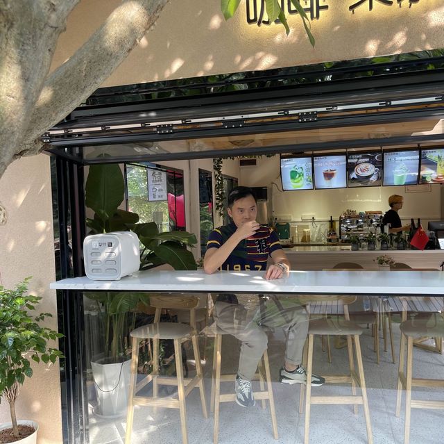 ☕️【肇慶Hipster必訪！佐佑茶飲】挑戰你味蕾的微光咖啡小屋！