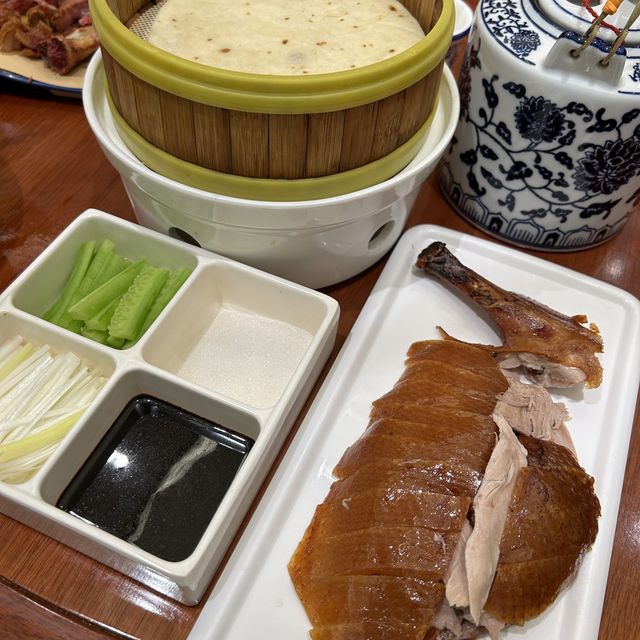 【 出色好味片皮鴨 】   