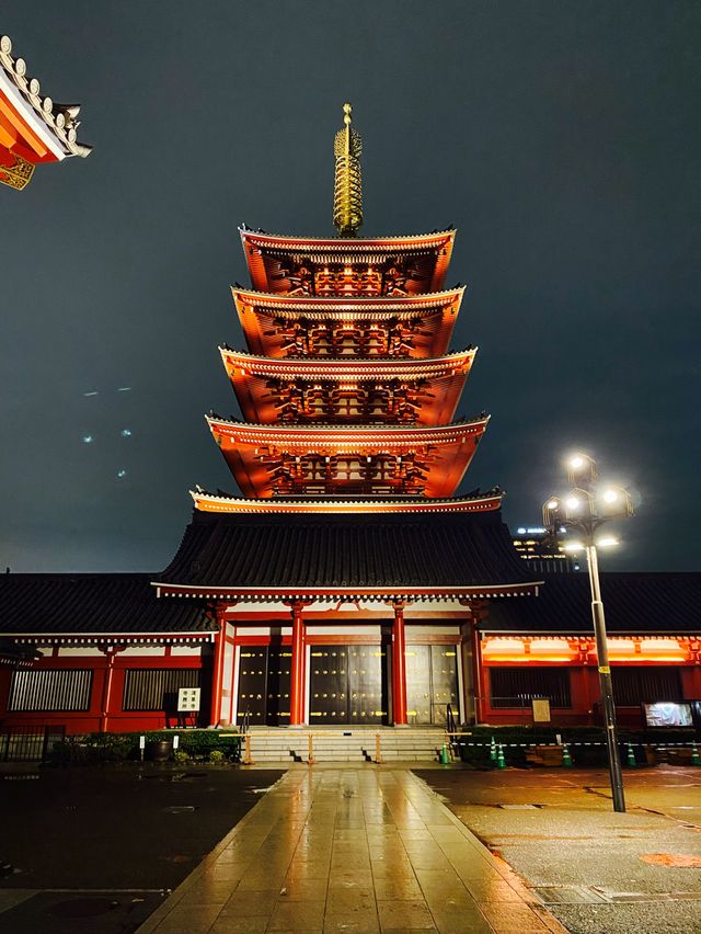 絶対行くべきライトアップ浅草寺