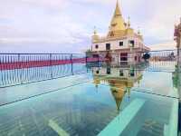 “วัดหงษ์ทอง” เดิน Seawalk ชมโบสถ์กลางทะเล