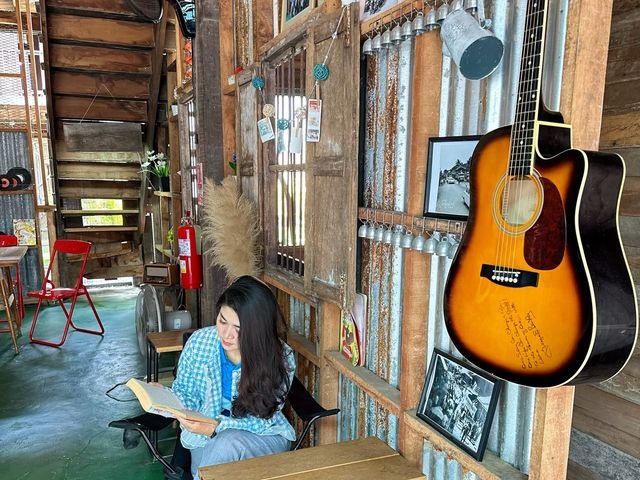 Bunchai Slow-bar ☕️ กับบรรยากาศวินเทจที่ทับสะแก