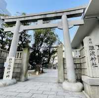 Peaceful Shrine near  Honmachi Sta. 