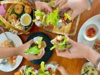 ประกาย Prakai Cafe & Cuisine
