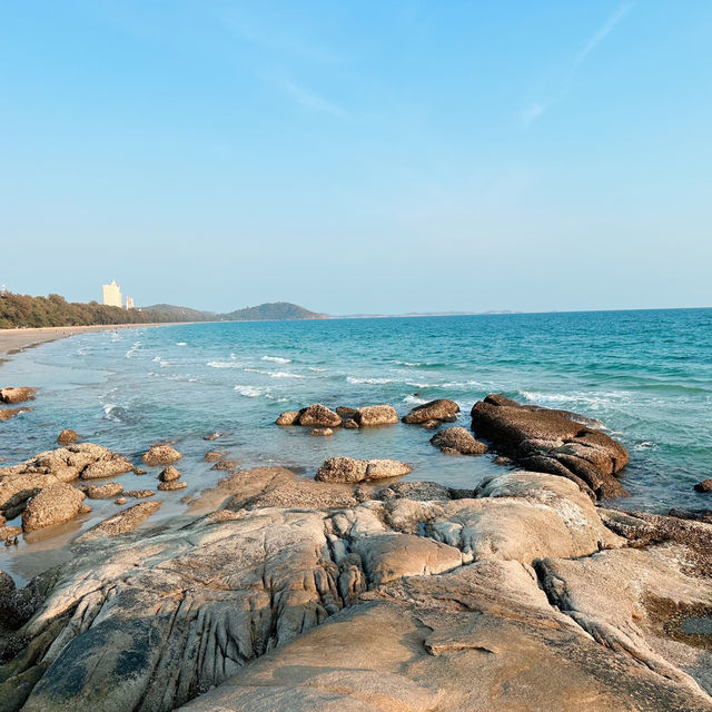 “ลานหินขาว” ที่เที่ยวไฮไลต์ของระยอง #หาดแม่รำพึง