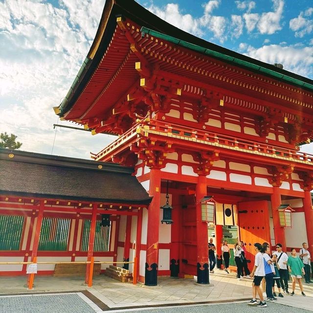 Exploring Fushima Inari Taisha