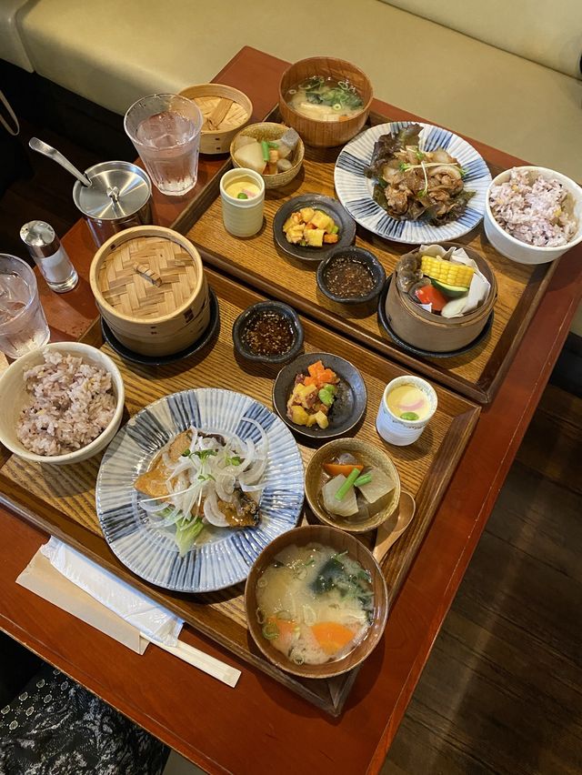 【加古川】健康的蒸し野菜つきランチ