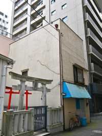 【清水扇稲荷神社/東京都】神田川近くに鎮座する簡素な神社