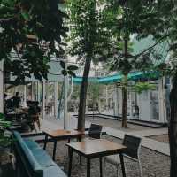 TIIPODS DISCOVERED | COFFEE SHOP & EATERY IN KOTA WISATA