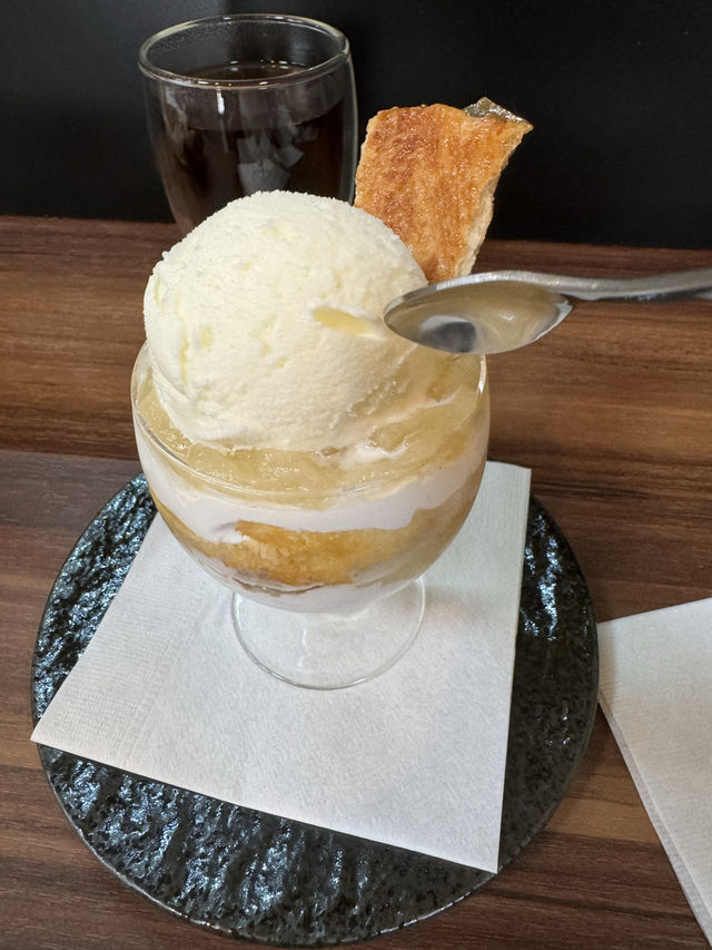 【福岡カフェ】たまにしか出ないパフェは予約必須🍨