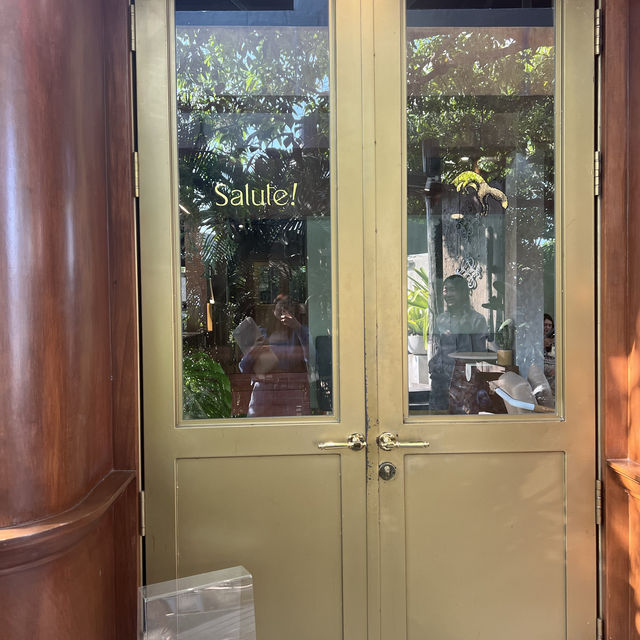 คาเฟ่ Little Hide Out Cafe