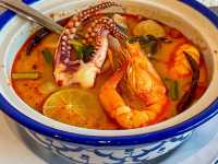 อิ่มหนำสำราญ Thai Eatery 