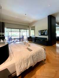 Suite ห้องเดียวใน resort 🍸 ทั้งวิวสระ+แม่น้ำ ฟินๆ