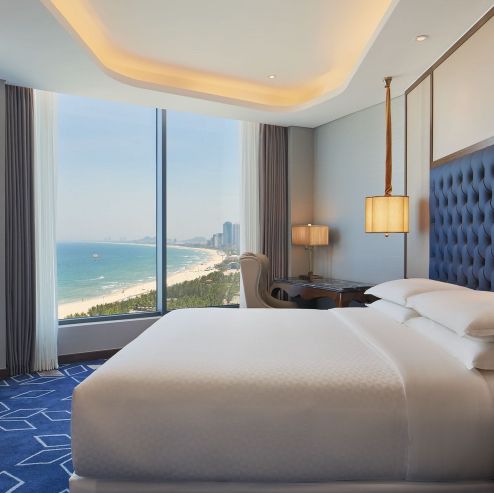 "Four Points by Sheraton Danang: Your Gateway to Coastal Comfort"