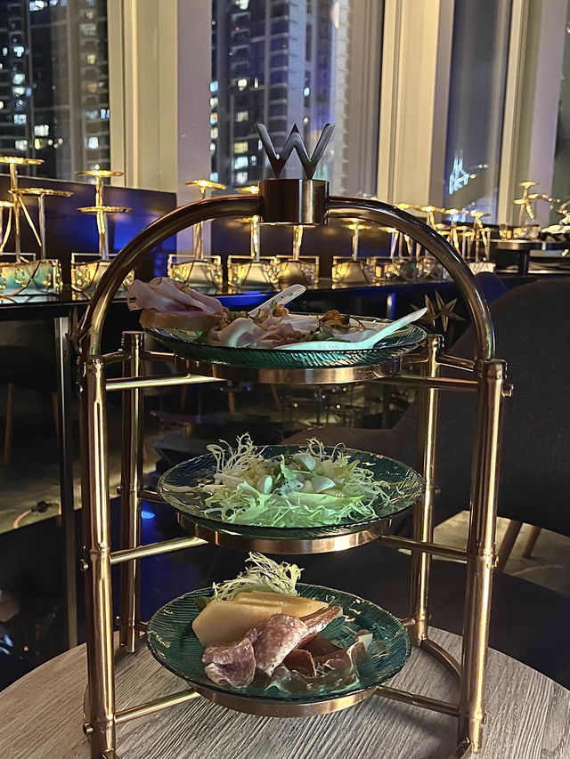 香港W酒店🥂無限暢飲連小食拼盤套餐