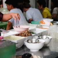 ก๋วยจั๊บญวนคุณแดง