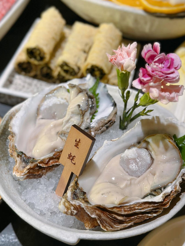 黑珍珠火鍋店 | 龍蝦花膠雞湯底
